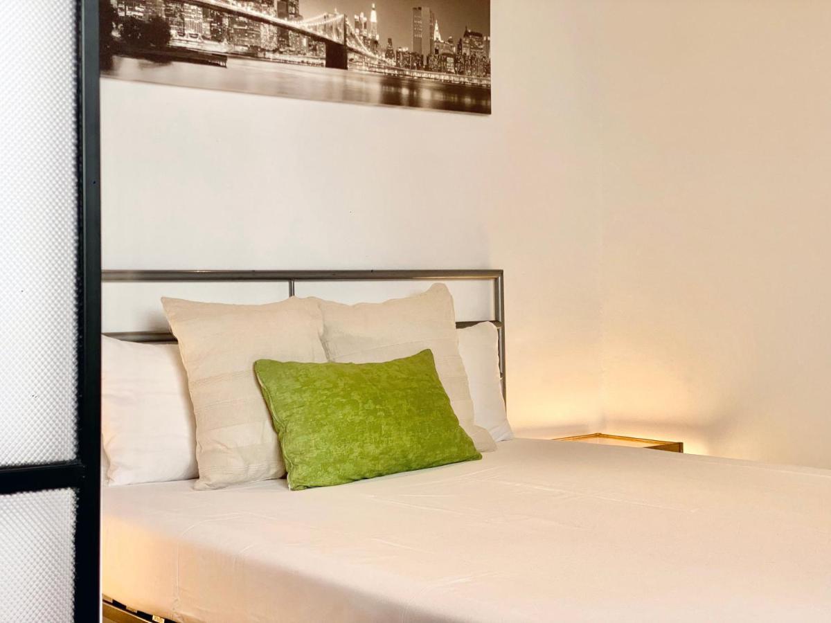 Apartmán Charming Gran Via Attic Madrid Exteriér fotografie